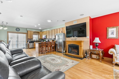 183 N East River Rd unit F-4, Des Plaines, IL 60016 - photo 5