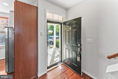 2964 Chinkapin Oak Ln, Woodbridge, VA 22191 - photo 5