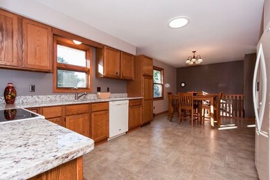 853 S Main St, Oregon, WI 53575 - photo 6