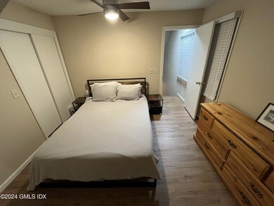 22 Cos Cob Ave unit B, Cos Cob, CT 06807 - photo 5