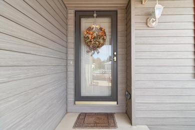 1520 Shannon Dr, Janesville, WI 53546 - photo 6