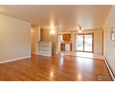Living room 3