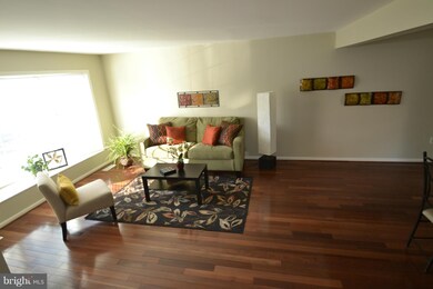 2925 Cashel Ln, Vienna, VA 22181 - photo 5