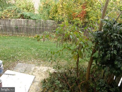 7905 Tyson Oaks Cir, Vienna, VA 22182 - photo 6