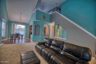 10115 Hornbeam Blvd, Louisville, KY 40228 - photo 4