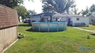 23897 W Meadow Dr, Genoa, OH 43430 - photo 4