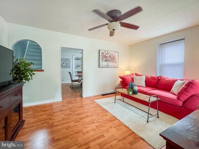 426 Maple St, Jenkintown, PA 19046 - photo 2