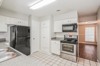 15335 Pebble Lake Dr, Houston, TX 77095 - photo 6