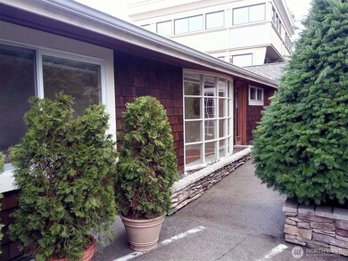 11644 NE 80th St, Kirkland, WA 98033 - photo 5