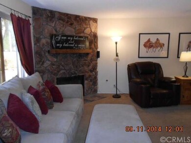 13768 Woodbine Dr, Victorville, CA 92395 - photo 6