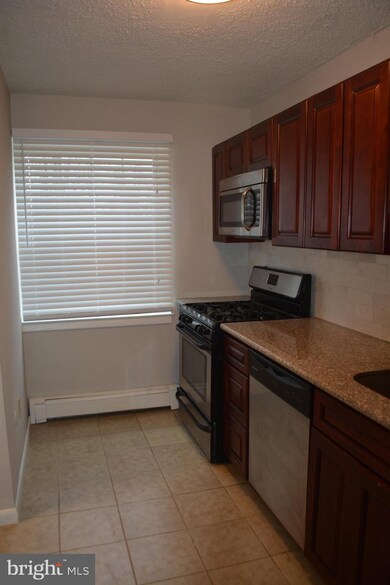 Lafayette Greene Condominium unit A231, Lafayette Hill, PA 19444 - photo 7