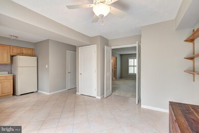 8238 Carrleigh Pkwy unit 88, Springfield, VA 22152 - photo 7