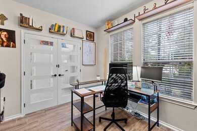 14 Milepost Ct, Spring, TX 77382 - photo 5