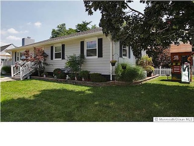 125 Therese Ave, Keyport, NJ 07735 - photo 3