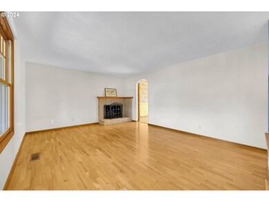 4680 Briars St, Eugene, OR 97404 - photo 7