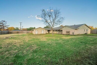 102 Golf View Cir, Weatherford, TX 76086 - photo 5
