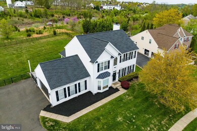 904 Longwood Ct, Chalfont, PA 18914 - photo 2