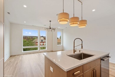 unlisted-address, Chicago, IL 60608 - photo 5