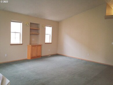 13587 SE 150th Terrace, Clackamas, OR 97015 - photo 4