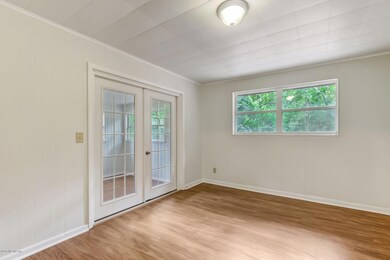 6850 Tom Thumb Dr, Jacksonville, FL 32210 - photo 6