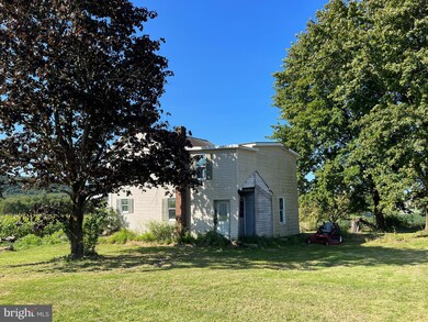 917 Golf Rd, Tamaqua, PA 18252 - photo 7