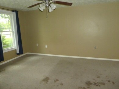 739 Gordon St, Blackshear, GA 31516 - photo 6