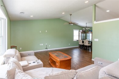 833 Richard Dr, Xenia, OH 45385 - photo 5