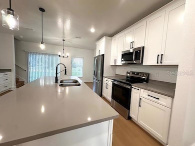 250 E Collins St, Umatilla, FL 32784 - photo 2