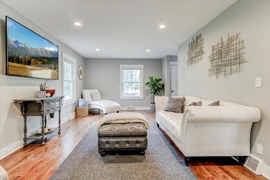 04-Living Room 2