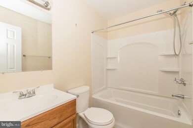 703 Madison Ct, Stafford, VA 22556 - photo 7