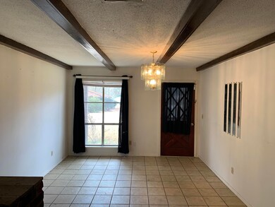 1931 Tulip St, Laurel, MS 39440 - photo 4