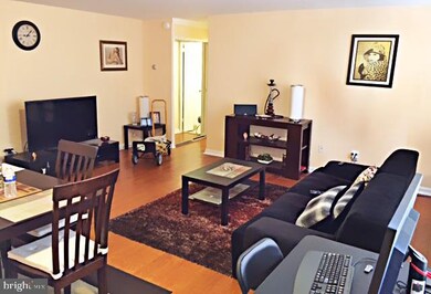 Radnor House unit 617, Bryn Mawr, PA 19010 - photo 2