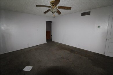 3232 S Southwest Dr, Muncie, IN 47302 - photo 5