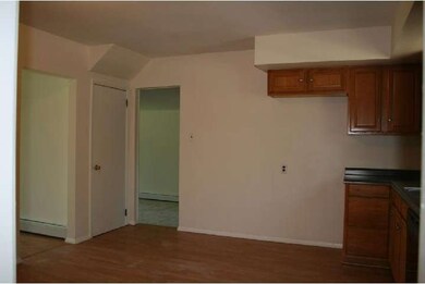 2402 Peach Tree Ln, Hatfield, PA 19440 - photo 6