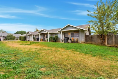 1349 S Liberty St, Visalia, CA 93292 - photo 4