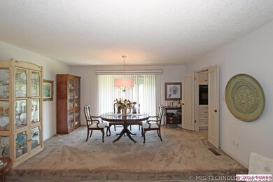 Great Open Formal Dining with Thermal Sliding Door