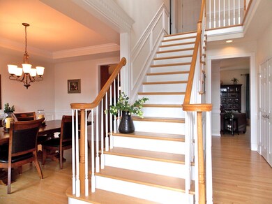 1223 Woodberry Dr, Mountain Top, PA 18707 - photo 2