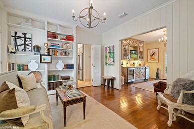 301 E Durham Dr, Mobile, AL 36606 - photo 7