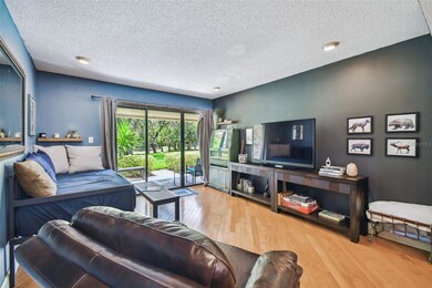 36750 Us Highway 19 N unit 16105, Palm Harbor, FL 34684 - photo 4