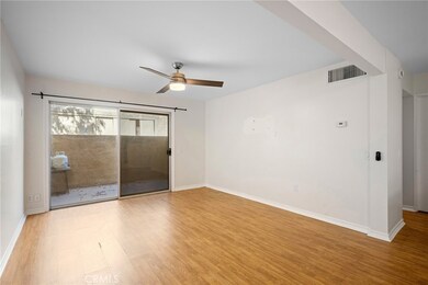 15425 Sherman Way unit 107, Van Nuys, CA 91406 - photo 7