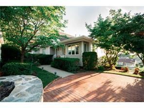 220 Arboretum Ln unit 220, Bristol, RI 02809 - photo 4