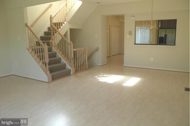 21263 Owls Nest Cir, Germantown, MD 20876 - photo 5