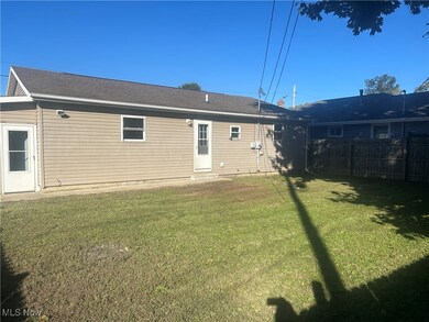 931 Vine St, Coshocton, OH 43812 - photo 5