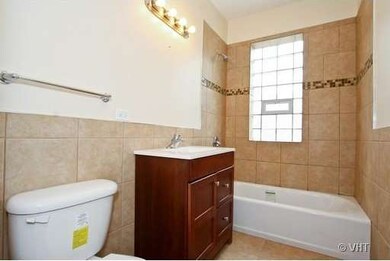 6237 N Sacramento Ave, Chicago, IL 60659 - photo 6