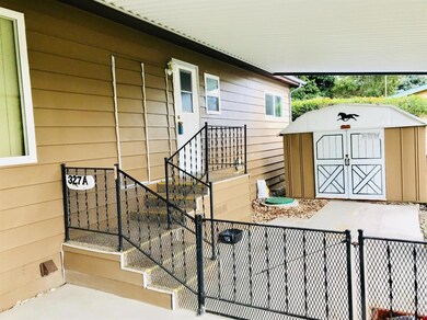 327 Sandlewood Dr, Grants Pass, OR 97526 - photo 6