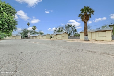 1815 W Sahuaro Dr, Phoenix, AZ 85029 - photo 4