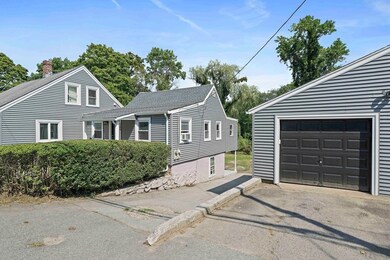 149-151 Hull St unit 1, Cohasset, MA 02025 - photo 3