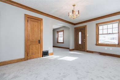 361 21st St SE, Cedar Rapids, IA 52403 - photo 3