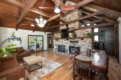 1506 Meadowview Rd, Galena, MO 65656 - photo 6