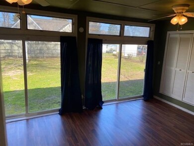 145 Cedar Dr, Dunnsville, VA 22454 - photo 6